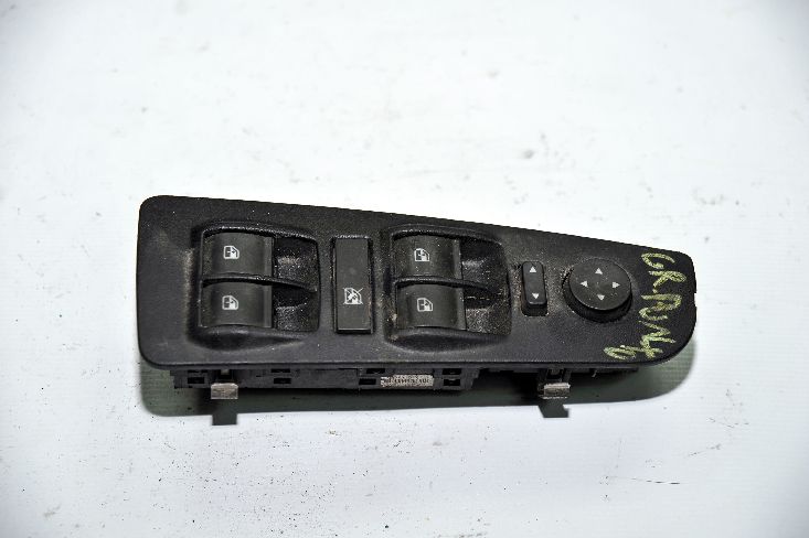 EGEA ÇIKMA YEDEK PARÇA FİAT ÇIKMA YEDEK PARÇA   (222)LİNEA CAM DUGMESI